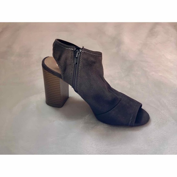 Joe Fresh Heels - Picture 2 of 4